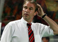 한국, 인니 꺾고 ´쑥스러운 8강 진출´